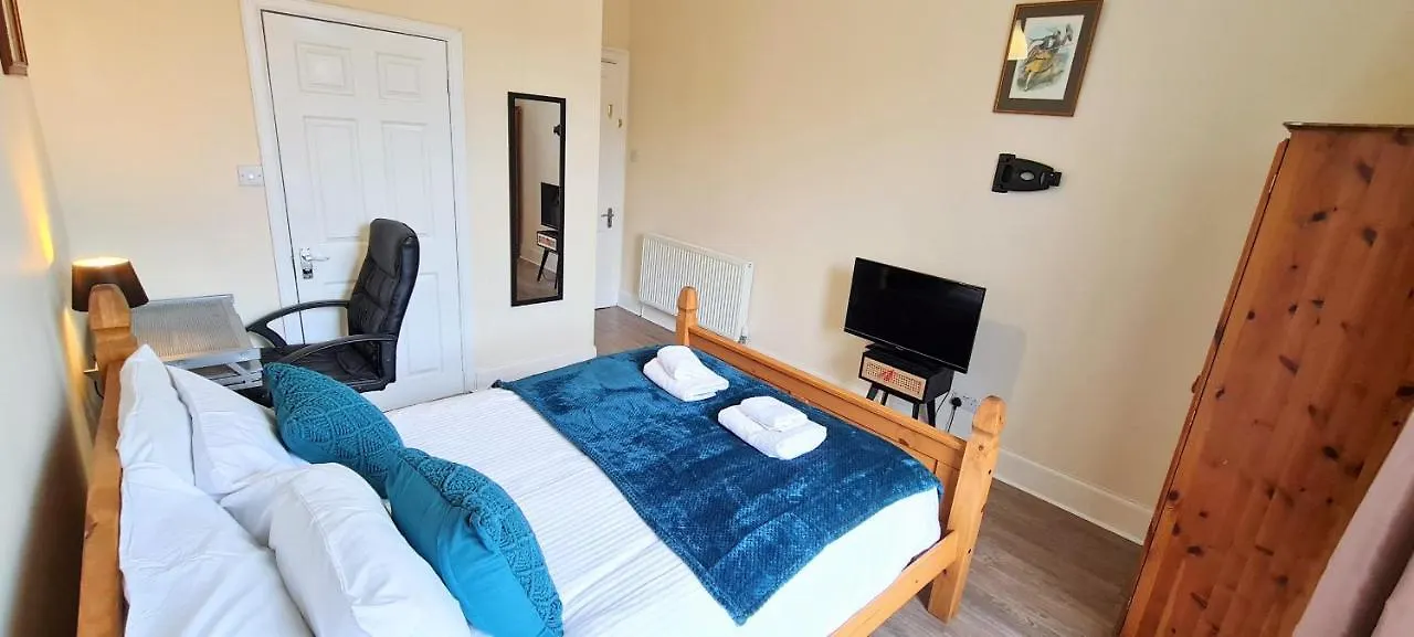 Spacious Ensuite Rooms In Edinburgh City Centre - Five Star Amenities - Excellent Location 영국