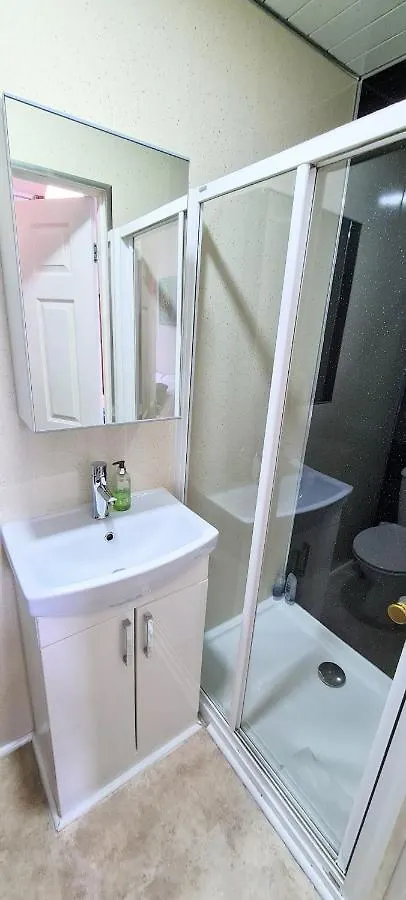 Spacious Ensuite Rooms In Edinburgh City Centre - Five Star Amenities - Excellent Location Konukevi